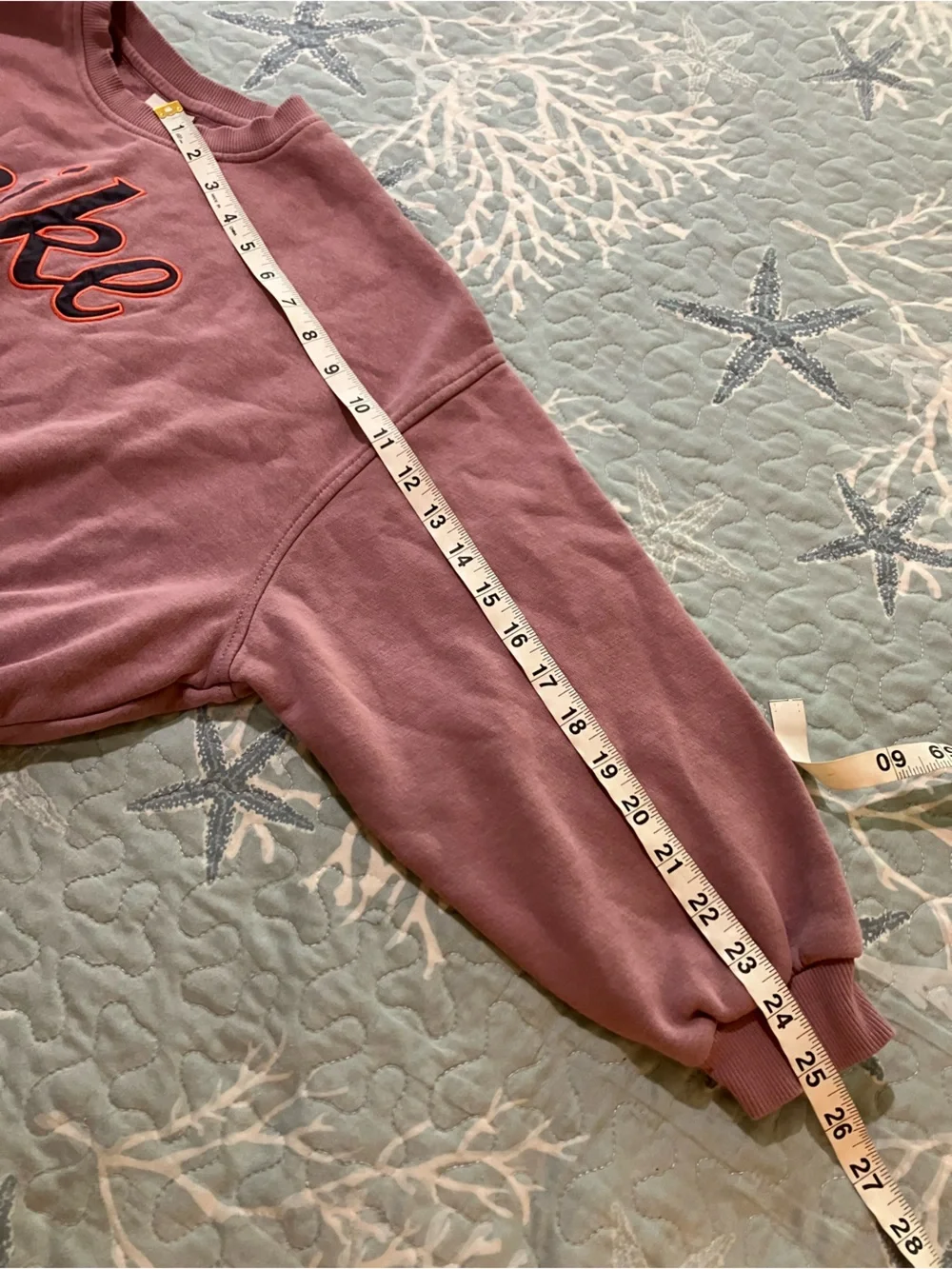 Nike girls medium